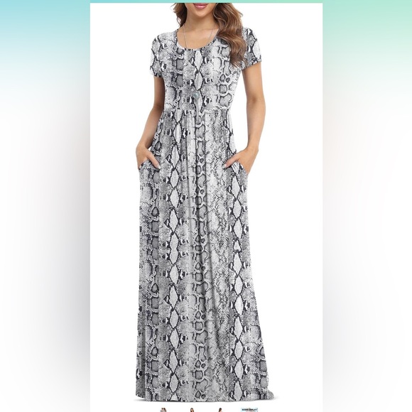 Amazon Black and White Patterned Maxi Dress - Picture 1 of 10